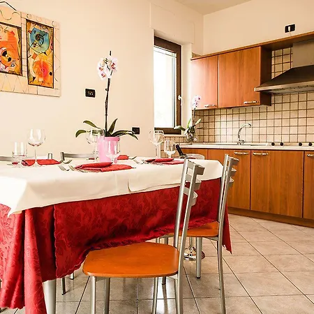 Eden Aparthotel Mozzagrogna