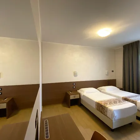 Aparthotel Eden Mozzagrogna