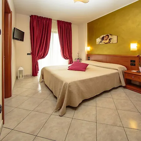 Eden Aparthotel Mozzagrogna