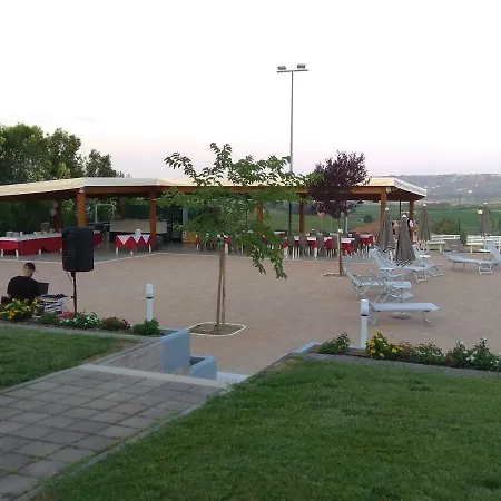 Lägenhetshotell Eden Mozzagrogna