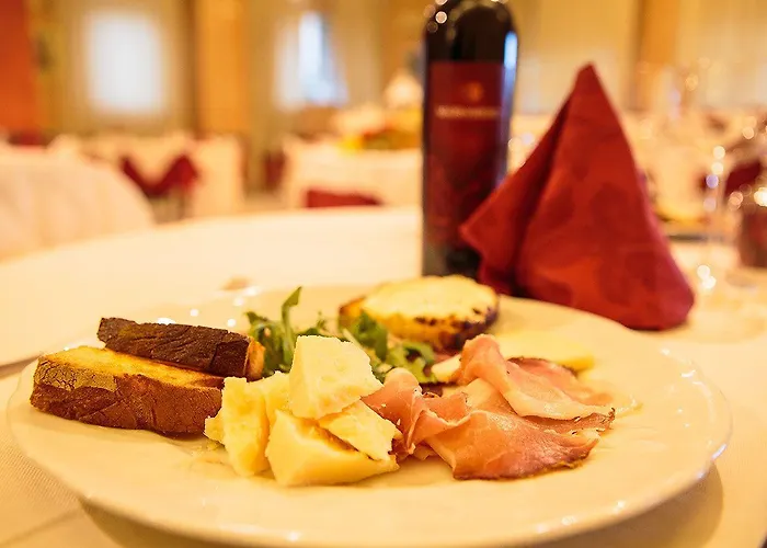 Apart-hotel Eden Mozzagrogna