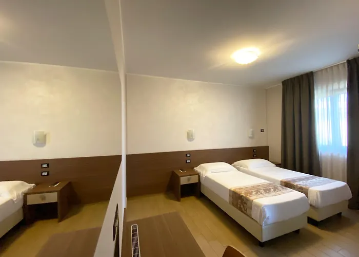 Apart-hotel Eden Mozzagrogna